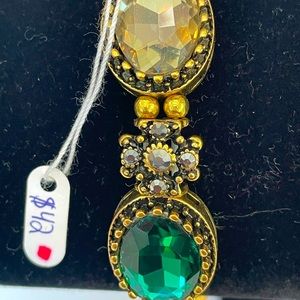 Elegant Gold and Green Bracelet